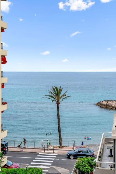 Riviera Prestige - Front De Mer - Terrasse - Parking Roquebrune-Cap-Martin Dış mekan fotoğraf