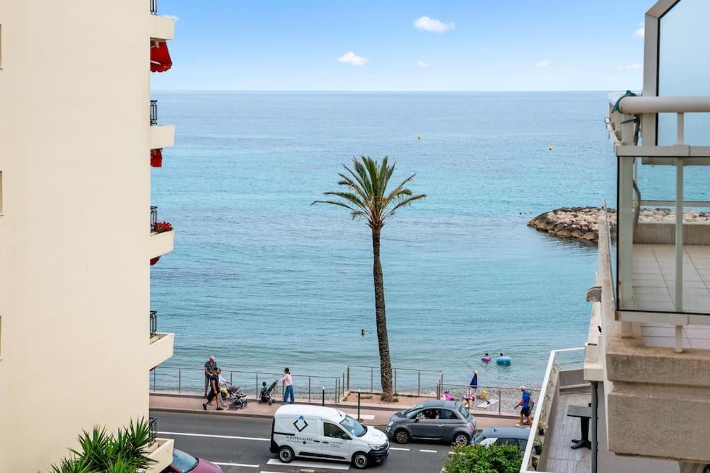 Riviera Prestige - Front De Mer - Terrasse - Parking Roquebrune-Cap-Martin Dış mekan fotoğraf